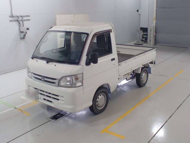 3072 DAIHATSU HIJET TRUCK S211P 2014 г. (CAA Chubu)